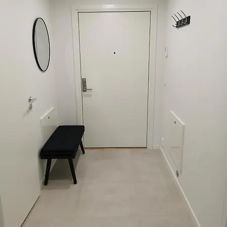 Lofoten Studio Apartment, Vestermyrveien 11 Svolvær Exterior foto